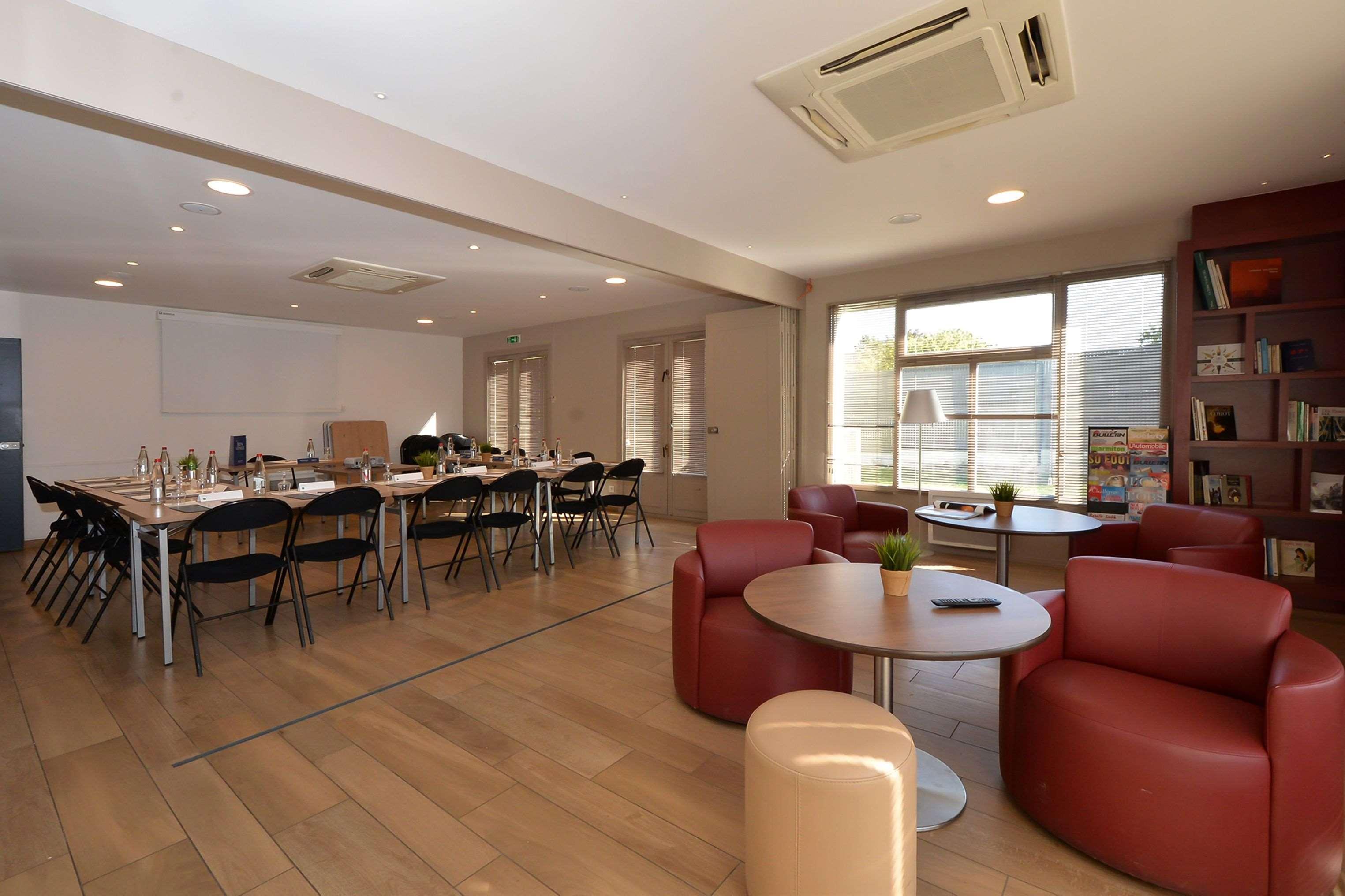 东兰斯 - 提克艾克斯钟楼酒店 蒂恩奎克斯 外观 照片